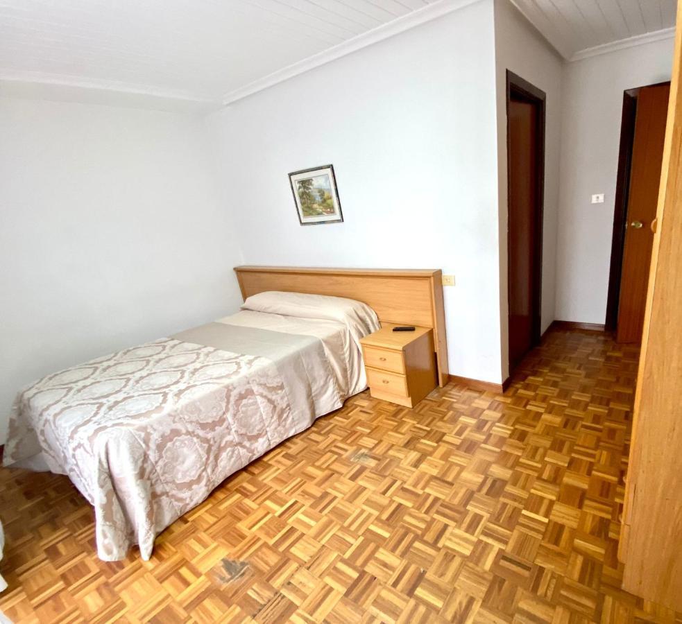 Garden Lodge Hostal Evencio Рибадавия Екстериор снимка