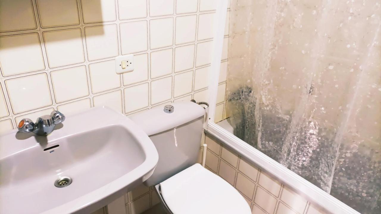 Garden Lodge Hostal Evencio Рибадавия Екстериор снимка