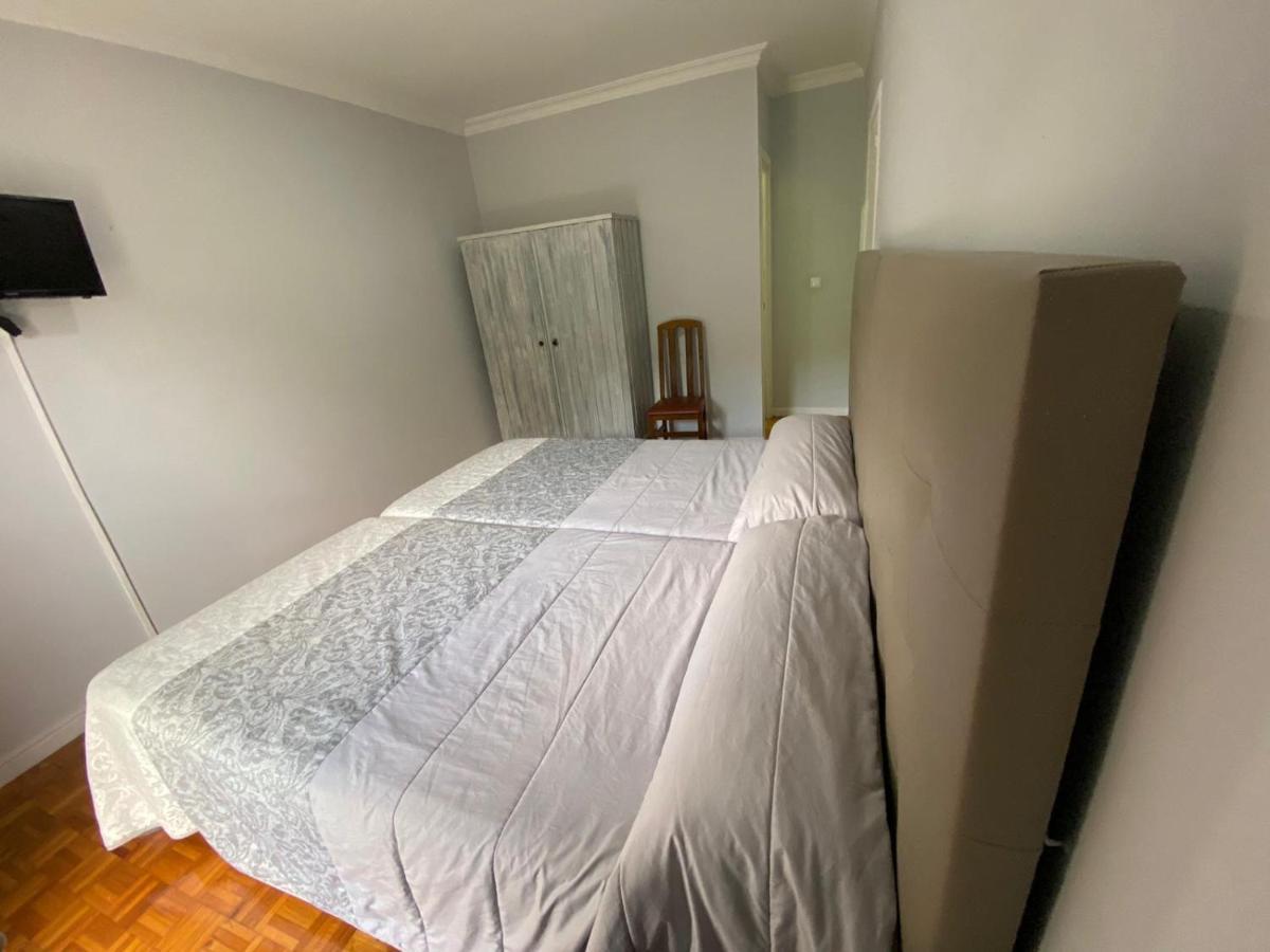 Garden Lodge Hostal Evencio Рибадавия Екстериор снимка