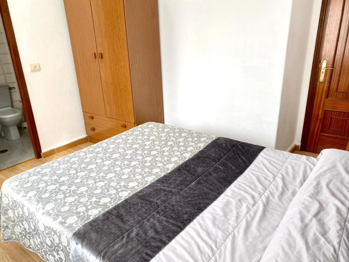 Garden Lodge Hostal Evencio Рибадавия Екстериор снимка