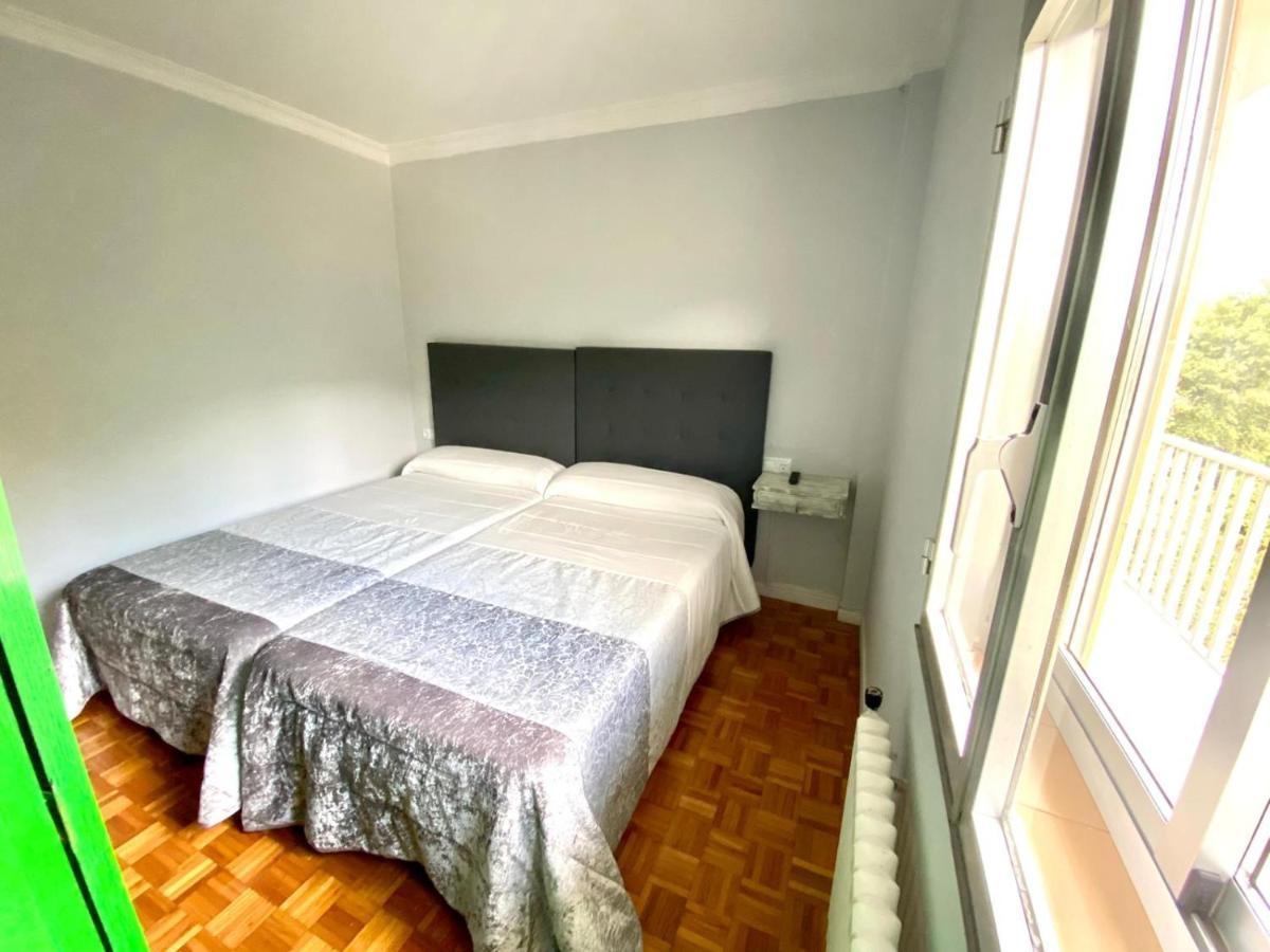 Garden Lodge Hostal Evencio Рибадавия Екстериор снимка