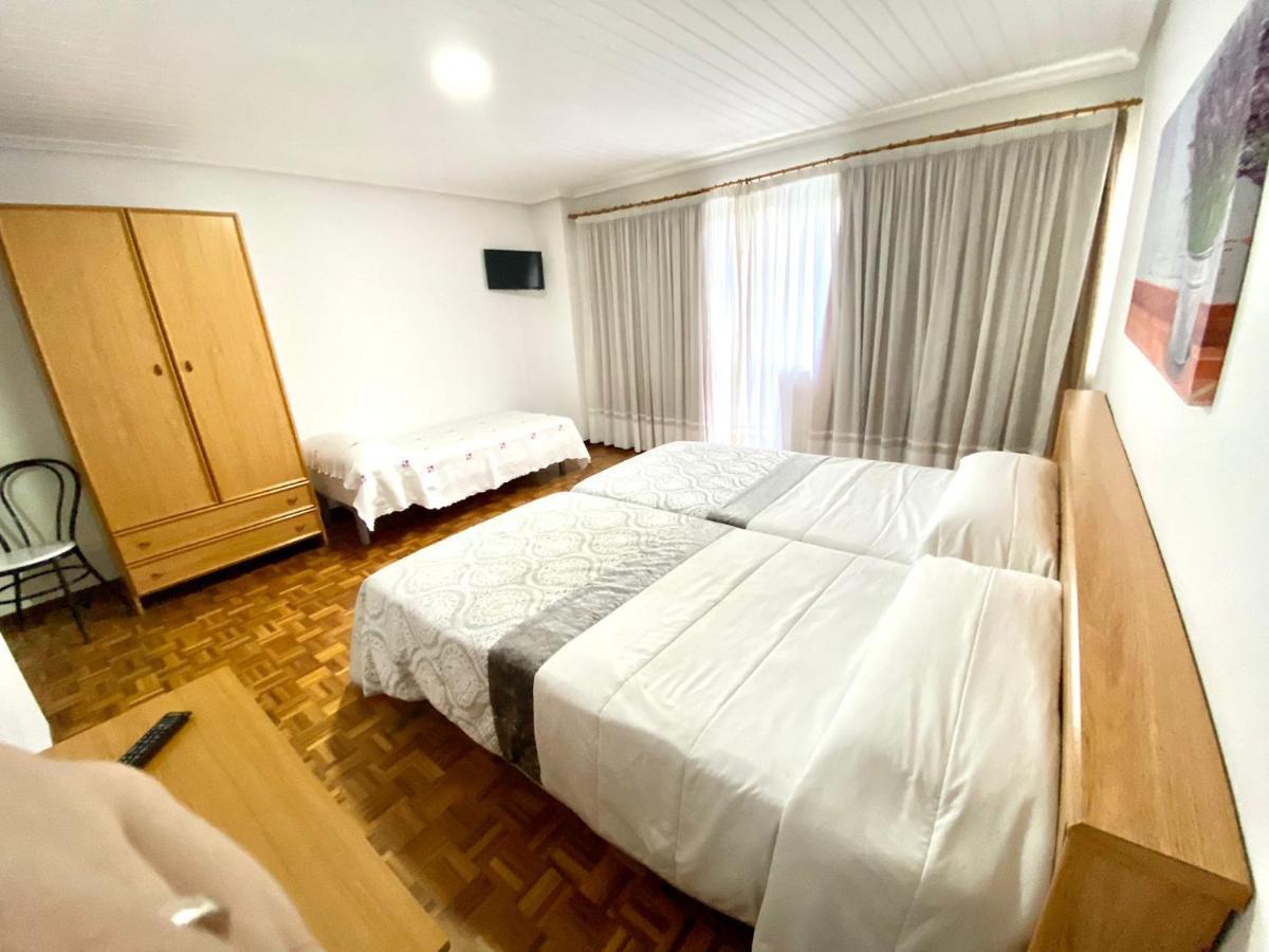 Garden Lodge Hostal Evencio Рибадавия Екстериор снимка
